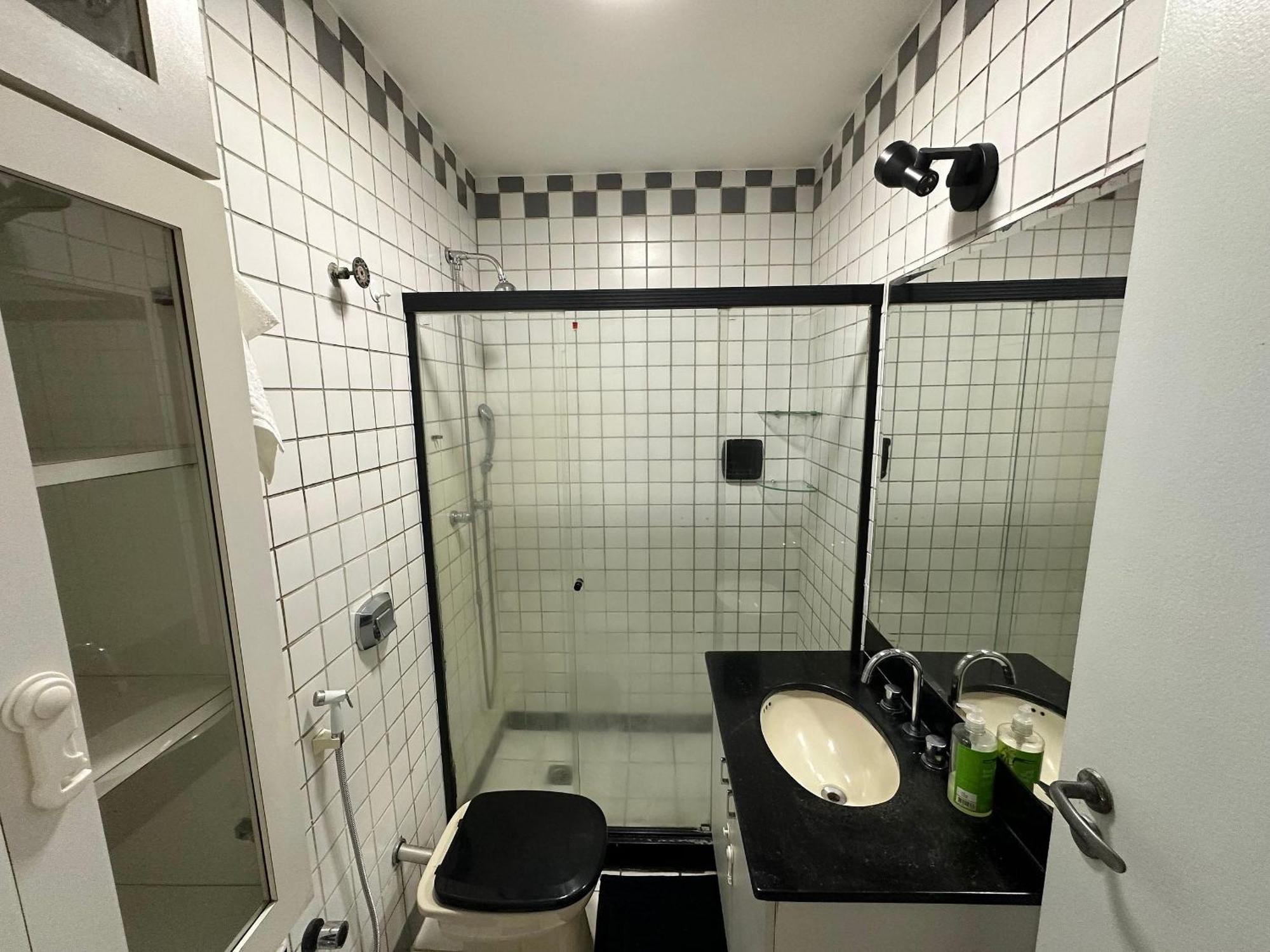 Apartamento 5 Min A Pe Da - 2 Quartos Confortaveis *